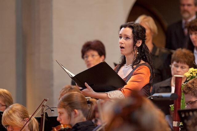 Sopransolistin beim Chor- und Orchesterkonzert 2009 in Schwabmünchen