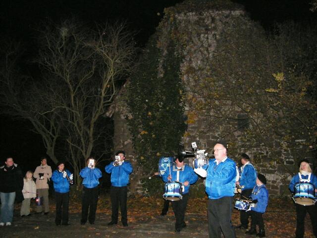 Vor der Edelhof Kapelle!