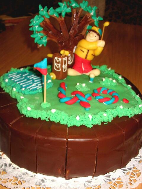 Golfspieler zum 40. Geburtstag auf Prinztorte © Dieter Elmer