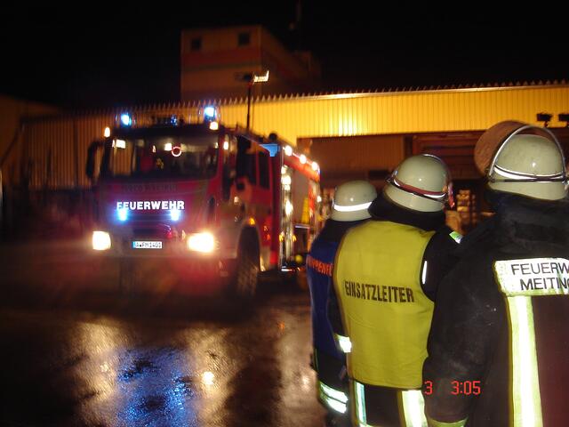 Großeinsatz Anfang März bei Fa. Künzler in Meitingen. Ein technischer Defekt löste im Getreidesilo einen Brand aus. | Foto: FFW Meitingen