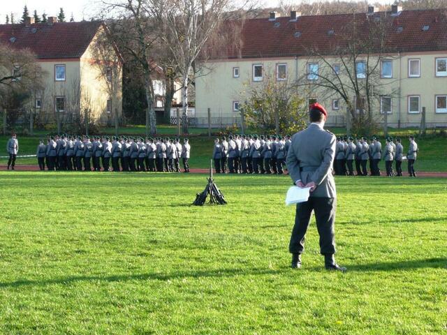 Der Oberstleutnant hat alles im Griff