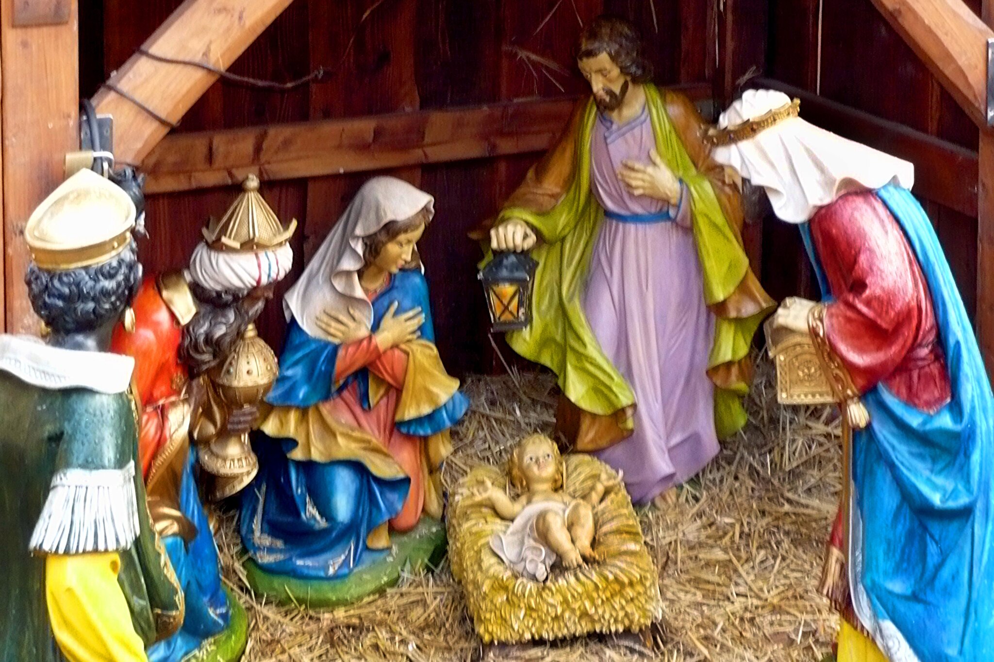 Krippenfiguren erinnern öffentlich an die ursprüngliche Bedeutung des 