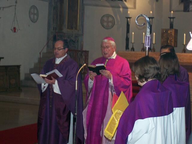 Monsignore Ottmar Kästle und Bischof Dr. Walter Mixa