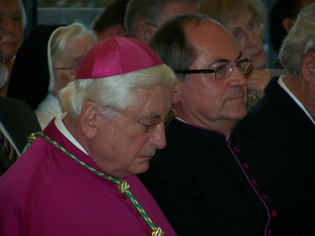 Bischof Mixa und Dekan Kästle