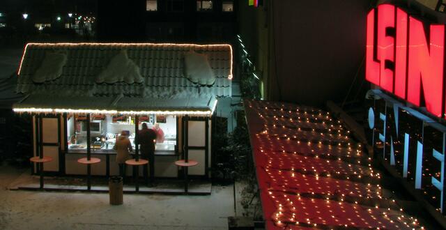 Weihnachtsmarkt Laatzen 2009 in Laatzen-Mitte hinter dem LEZ (Leine Center)
