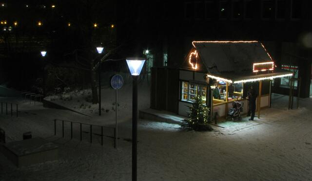 Weihnachtsmarkt Laatzen 2009 in Laatzen-Mitte hinter dem LEZ (Leine Center)