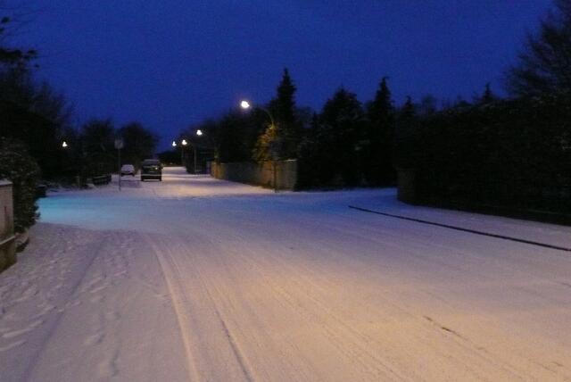 niemand zu sehen auf weiter Flur