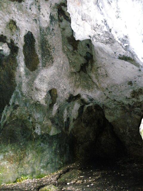 Innenraum Gr. Ofnet-Höhle