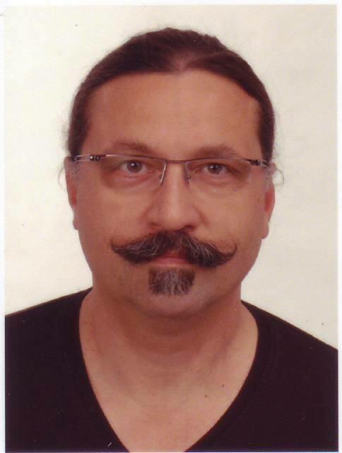 Ich freue mich, wenn Sie mir eine erfreuliche Nachricht schreiben! János Balog janos.helene@web.de