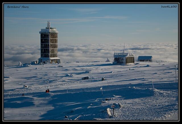 Brockenplateau mit Wetterstation