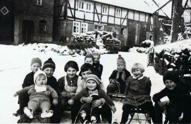 Schlittenfahren in den 50er Jahren