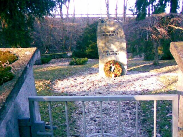 KZ Friedhof Gedenkstätte LL-Marienhof
