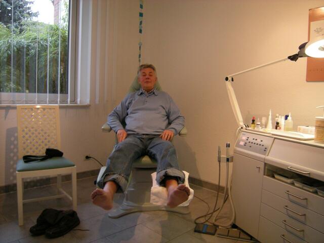 Der Patient liegt bequem.