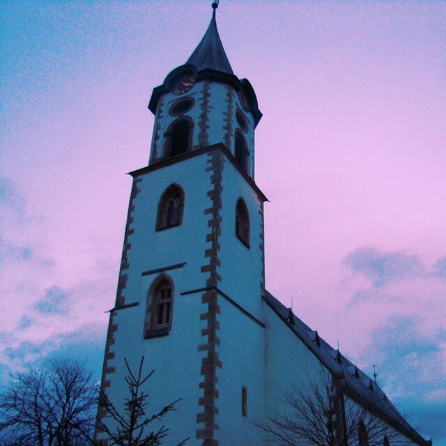 Im Zentrum Pfullingens steht die große evangelische Martinskirche.
