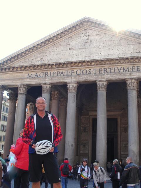 Vor dem Pantheon