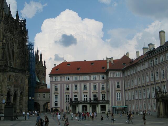Königspalast