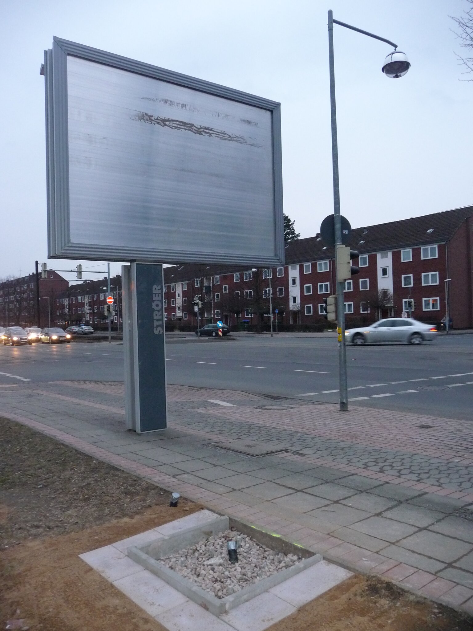 Störende Werbetafel wird endlich umgesetzt HannoverSeelhorst