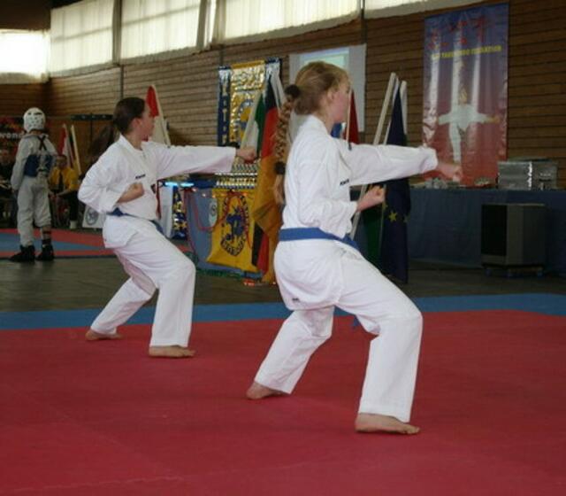 Synchronlauf, Mona und Tamara