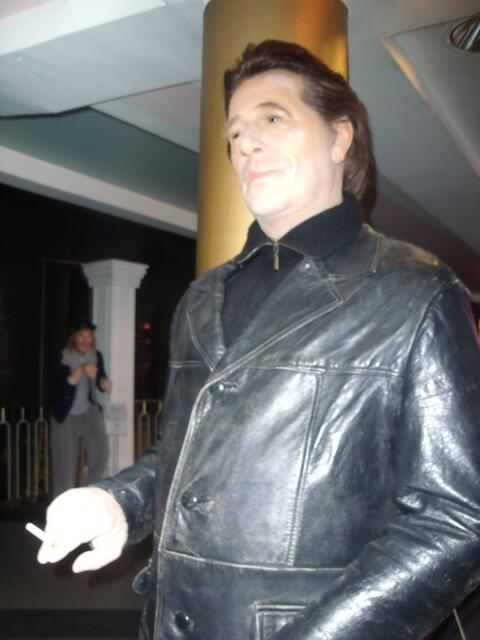 Herr Fedder sie hier?