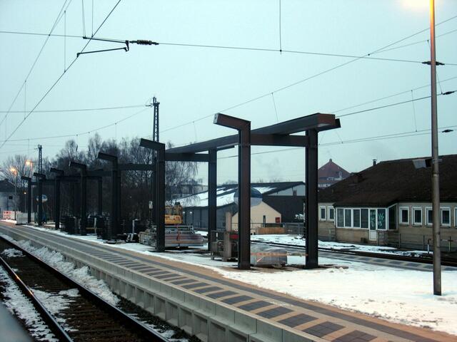 10.02.: Blick auf die bereits stehenden Träger