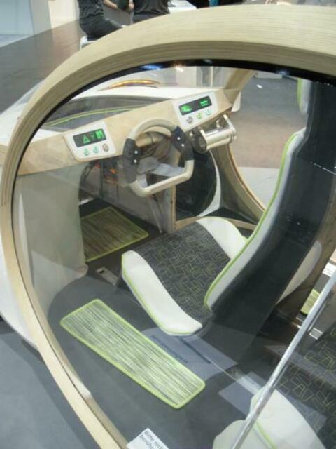 Vielleicht das Cockpit der Zukunft, auf jeden Fall macht alles schon einen sehr fertigen Eindruck