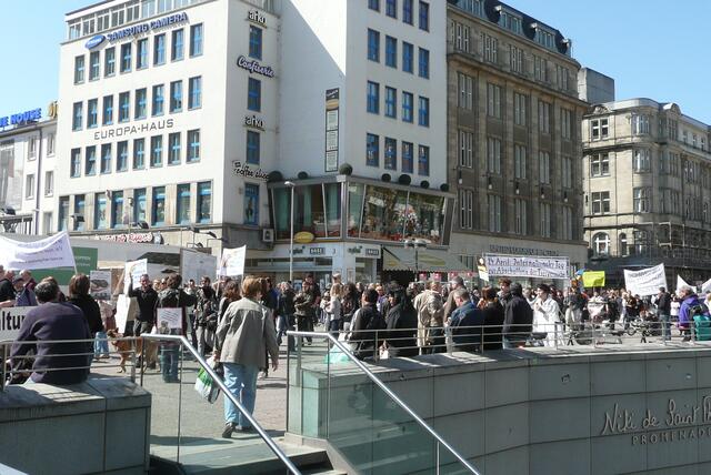 Tierschutz-Demo durch die Innenstadt