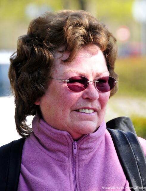 Silvia B. freut sich schon .....