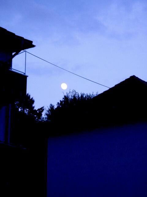 Auf geht´s! Ich will auf das Seil, sagte Frau Luna.
