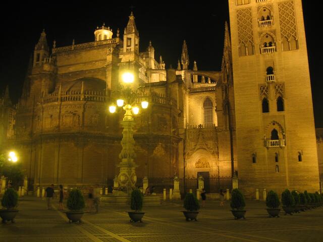 Giralda am Abend