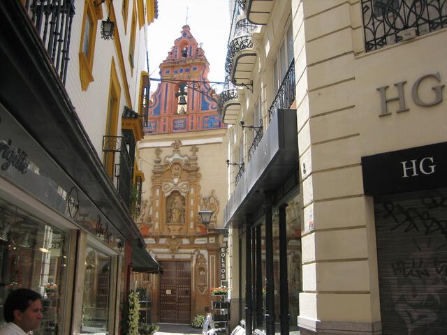 Einkaufsstraße in Sevilla
