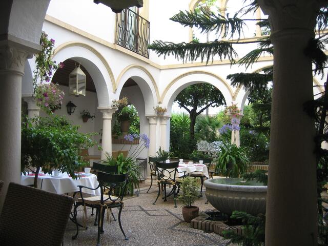 Frühstücksraum des Hotels in Cordoba
