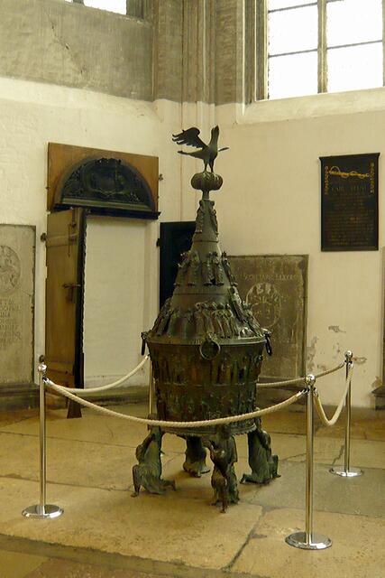 Bronze-Taufkessel von 1290