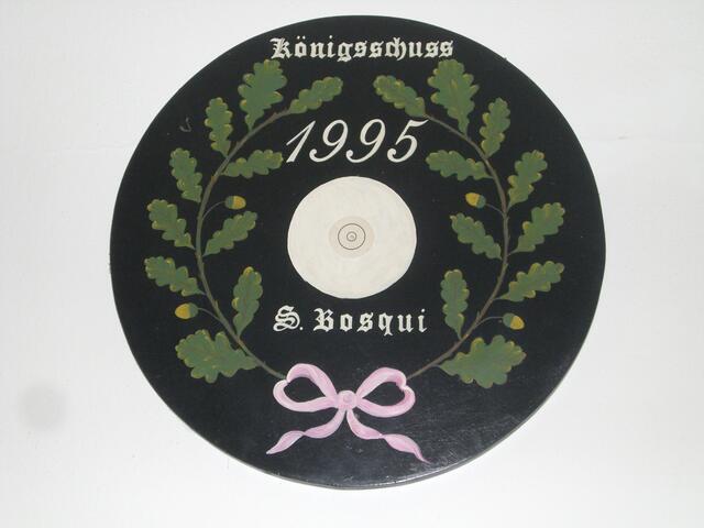 Hier hat Siegfried Bosqui seine Waffenfähigkeit nachgewiesen