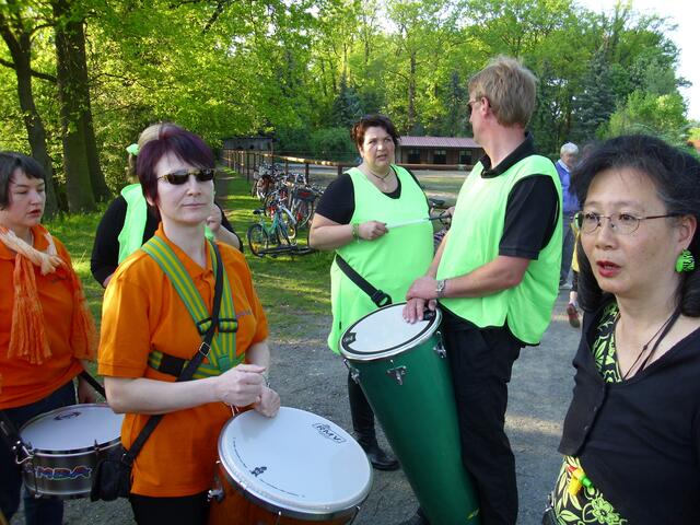 Samba Latino in Orange; Sambatz in Grün