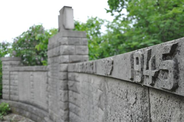 Denkmal den gefallenen Soldaten der beiden Weltkriege