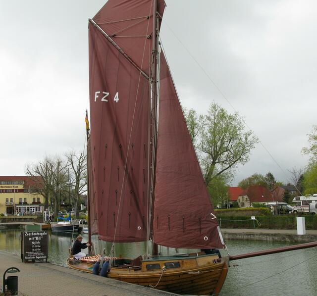Zeesbootsegeln am Bodden