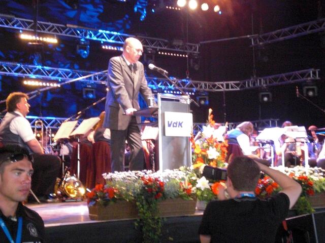 Dr. Udo Schlitt spricht auf der Kundgebung des VdK Hessen-Thüringen