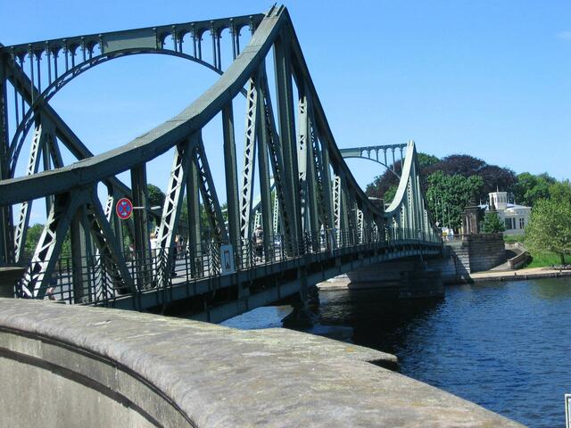Glienicker Brücke