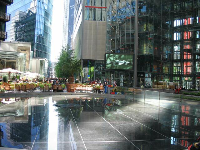 Sony-Center