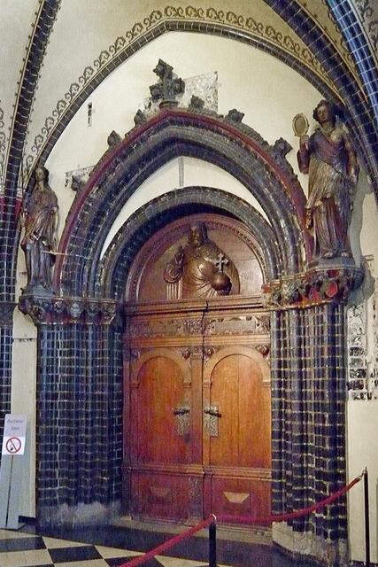 Portal in der Eingangshalle