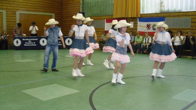 Die Lauenburger Kiddy Line-Dancer