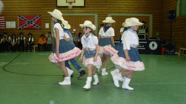Die Lauenburger Kiddy Line-Dancer