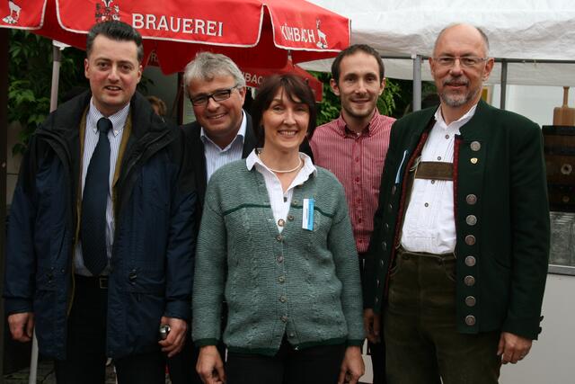 von links: Andreas Schlögel, Hermann Schrattenthaler, Manuela Kreitmair, Martin Mesch und Hans Mesch