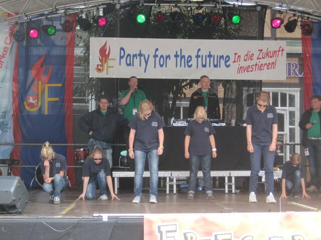 Showbühne der Jugend-Feuerwehr