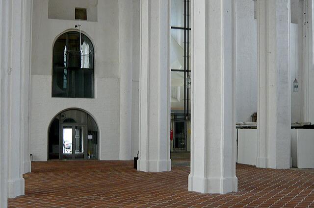 Der Eingangsbereich der Petrikirche