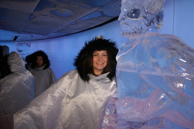 Marion Buk-Kluger in der Eisbar!