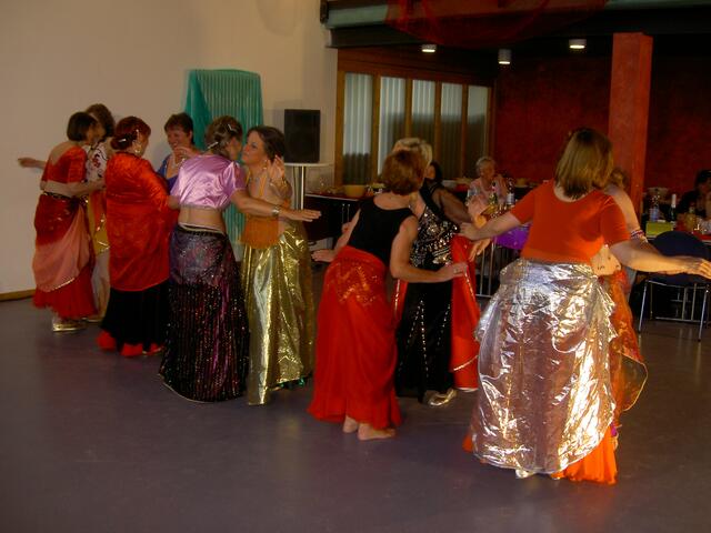 Wir haben uns alle lieb. Habibi