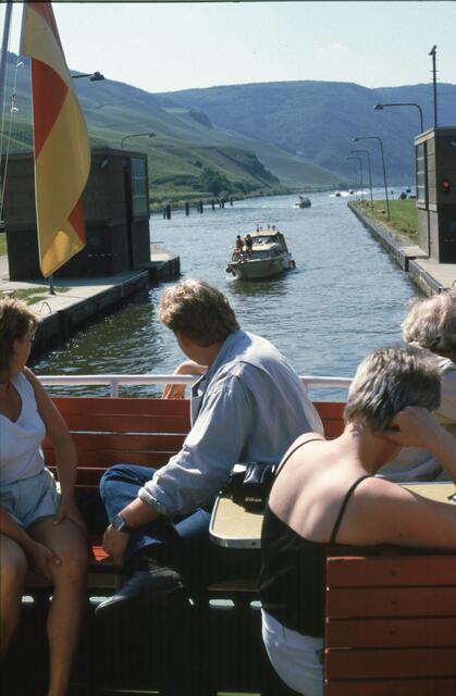 . . . wieder eine Schleuse