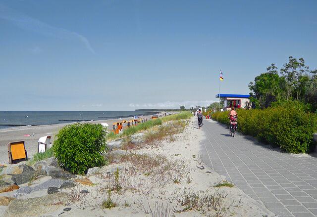 Ostsee, breiter Sandstrand, Sturmflutschutz, Strandpromenade, Rad- und Wanderwege - Heiligendamm besitzt einen hohen Erholungsaspekt.