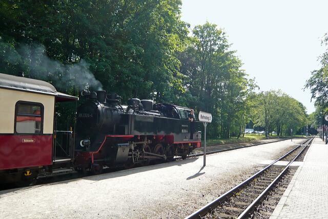 Die Lok 99 2324 wurde 2009 für den "Molli" im Dampflokwerk Meiningen neu gebaut.